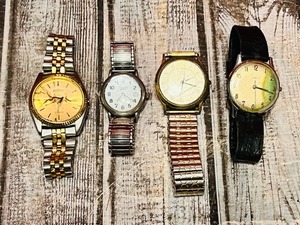 lot 203 image: Lot of Three Timexes &amp One Seiko Watch