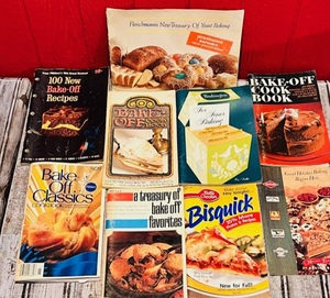 lot 210 image: Nine Baking Cook Books