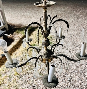 lot 313 image: AntiqueVintage Brass Chandelier