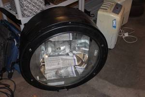 lot 9 image: Unused Large Spotlight with new bulb
