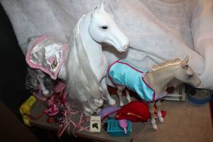 lot 23 image: Vintage Our Generation Horses Camarillo (large) Battat and accessories as shown