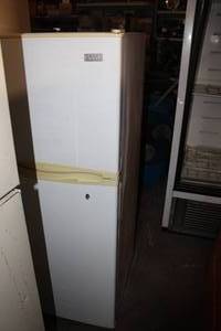 lot 91 image: Haier Apartment Size Refrigerator tested Gets Cold