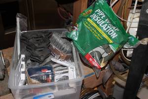 lot 36 image: Large Variety of Mr Fix-it Items