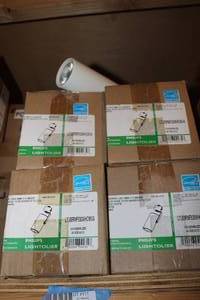 lot 111 image: Unusednever installed 6 LED Mini Trac-Lites white in color