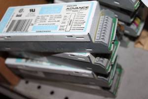 lot 129 image: Four Phillips Advance LED Electronic Ballast Driver unused