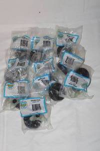 lot 152 image: Ten Washer Couplers