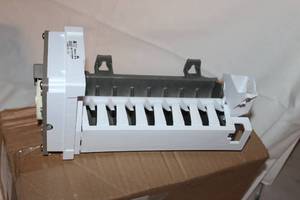 lot 194 image: Replacement Ice maker for Refigerator