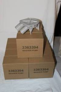 lot 205 image: 12 Washer Drain Pumps