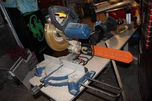 lot 163 image: Ryobi Miter Chop Saw Tested powers on