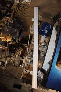 lot 209 image: Large White Light Fixture