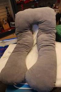 lot 248 image: Large wrap around body pillow