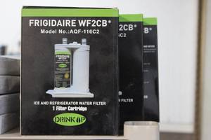lot 294 image: Drink Up Refridgerator Filter Replacement