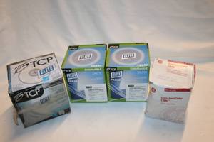 lot 306 image: Replacement Light Bulbs See Photos