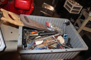 lot 313 image: Assortment of Tools