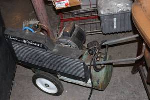 lot 373 image: General Electric LEAD -R- LINE Air Compressor Motor
