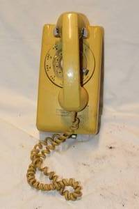 lot 387 image: Vintage Rotary Dial Telephone