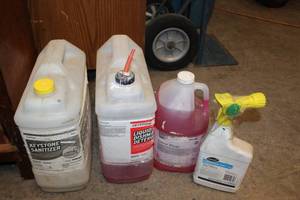 lot 389 image: Commercial Cleaners