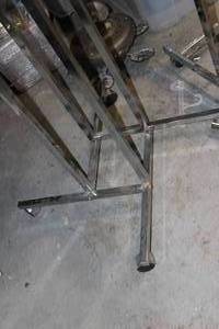 lot 356 image: Clothing Rack