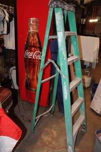 lot 418 image: 6ft Ladder