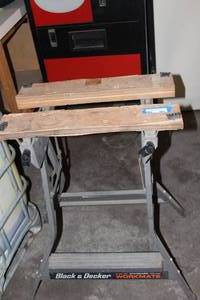 lot 408 image: Black & Decker Work Mate