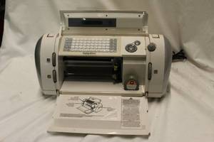 lot 493 image: Cricut Expressions Die Cutting Machine