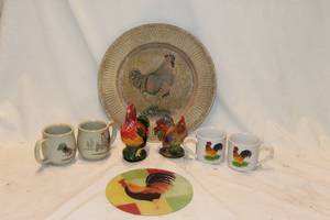 lot 498 image: RoosterChicken Decor