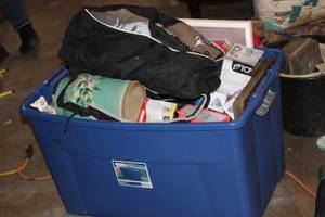 lot 511 image: Mystery Box