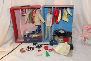 lot 116 image: Vintage Ken Barbie set with case and accessories printed 1963