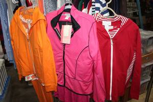 lot 88 image: Womens Clothes Pink, orange and red workoutcasual outfits size M