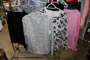 lot 129 image: Womens Clothes Pink, black and white Talbots sweaters, cat leggings with tags