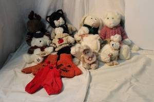 lot 151 image: Boyds Bears Collectibles cats, bunnies, bears and more