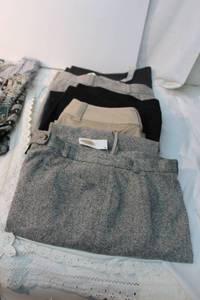 lot 161 image: Womens Clothes (5) Talbots pants size 8