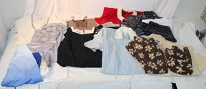 lot 174 image: Womens Clothes (4) suits with skirts - size 6-8 Kasper and Talbots
