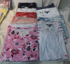 lot 224 image: Womens Clothes all tops size L, SIP
