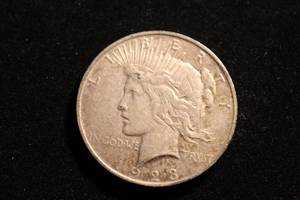 lot 11 image: 1923 Peace Liberty Head One Dollar Silver Coin