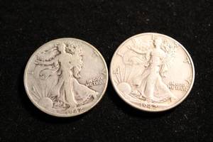 lot 16 image: (2) 1942 Walking Liberty Half Dollar Coins