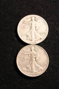 lot 26 image: (2) 1943 Walking Liberty Half Dollar Coins