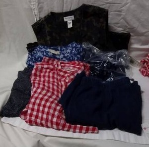 lot 37 image: Womens Clothes RL red and white check shirt, Leggins, Blue pattern shirt, Floral vest