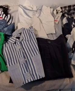 lot 267 image: Womens Clothes Size M Liz tops and shorts, Calvin Klein T-shirt