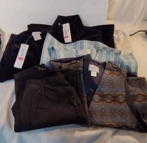 lot 279 image: Womens Clothes Size S Talbots pants and tops