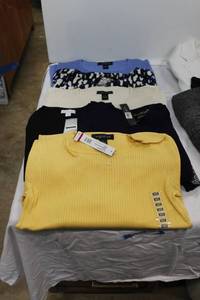 lot 252 image: Womens Clothes august silk sweaters size M, Charter Club and Dana Buckman tops