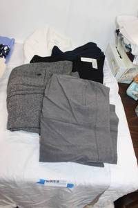 lot 253 image: Womens Clothes Sag Harbor and Talbots pants size 8, Kasper white jacket size 8