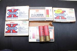 lot 214 image: Ammo