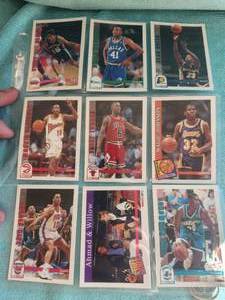 lot 120 image: Selection of basketball cards