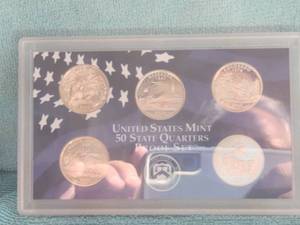 lot 7 image: 2006 United States Mint 5 of 50 State Quarters Proof Set
