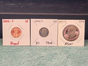 lot 46 image: Selection of Proof coins
