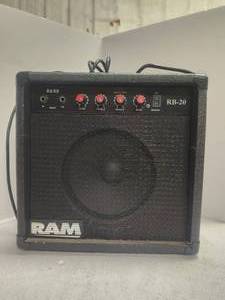 lot 144 image: Ram RB-20 amplifier