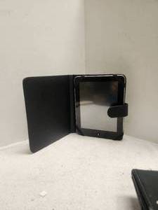 lot 146 image: Android Tablet with case - no cords