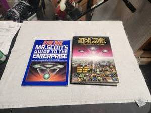 lot 175 image: Selection of Star Trek books