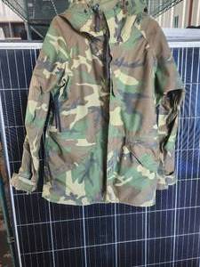 lot 216 image: Army coat